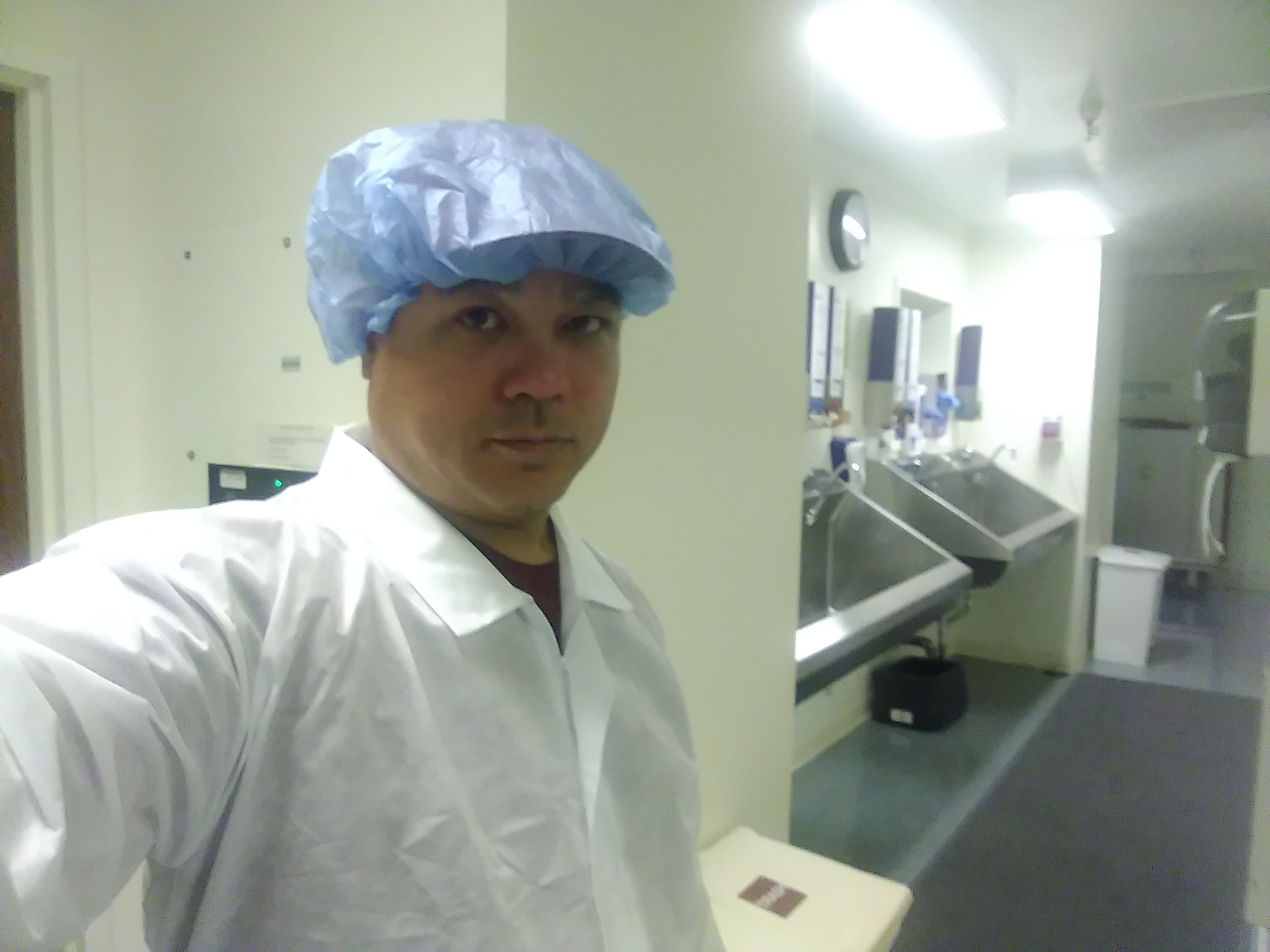 BiomedRx Federal biomedical technician on-site in a hospital surgical suite